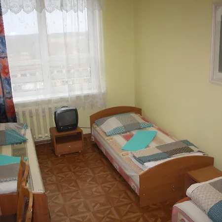 Hostelis