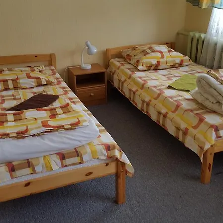 Hostelis