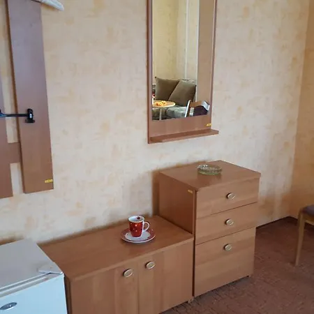 Hostal Hostelis *